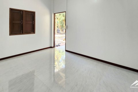 Terreno 50 m2 en Chiang Mai, Tailandia № 122816 - foto 6