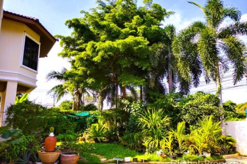 Casa de 5 dormitorios en Pattaya, Tailandia № 81904 - foto 30