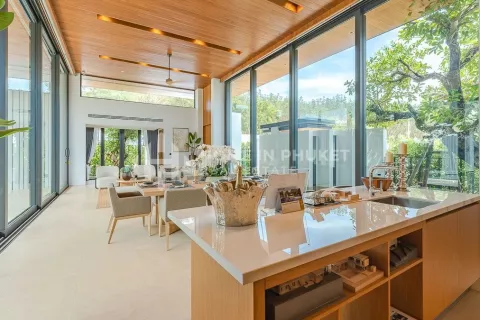Casa de 3 dormitorios en Phuket, Tailandia № 131270 - foto 11