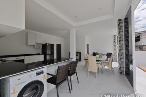 Haus in Pattaya, Thailand 4 Schlafzimmer № 144372 - Foto 9