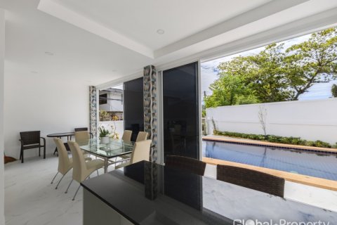 Haus in Pattaya, Thailand 4 Schlafzimmer № 144372 - Foto 3
