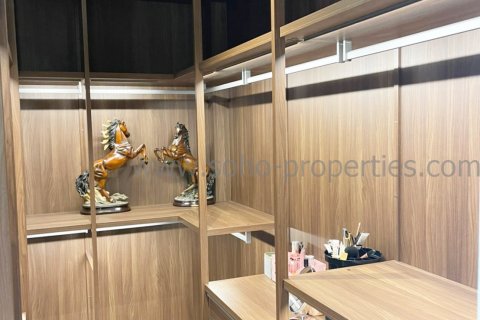 Condominio de 3 dormitorios en Bangkok, Tailandia № 143534 - foto 5
