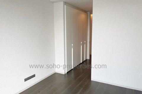 Condominio de 3 dormitorios en Bangkok, Tailandia № 143534 - foto 23