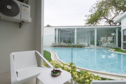 Condominio de 1 dormitorio en Bang Lamung, Tailandia № 125706 - foto 12