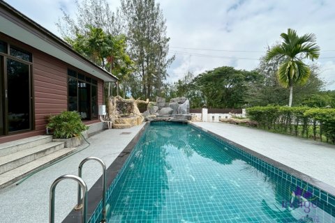 House in Mae Rim, Thailand 2 bedrooms № 132384 - photo 24