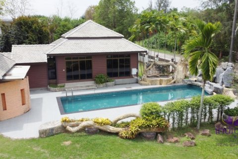 House in Mae Rim, Thailand 2 bedrooms № 132384 - photo 2