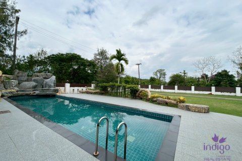 House in Mae Rim, Thailand 2 bedrooms № 132384 - photo 25