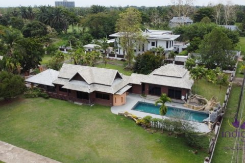 House in Mae Rim, Thailand 2 bedrooms № 132384 - photo 28
