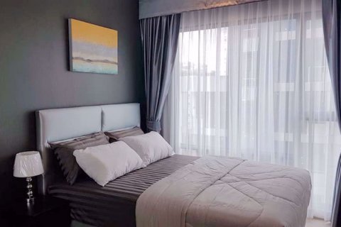 Condominio de 2 dormitorios en Ratchathewi, Bangkok, Tailandia № 76180 - foto 5