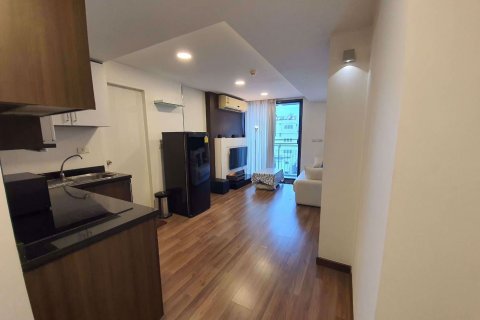 Condominio de 1 dormitorio en Phaya Thai, Bangkok, Tailandia № 76178 - foto 2