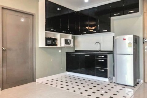 Condominio de 1 dormitorio en Bangkok, Tailandia № 116002 - foto 4