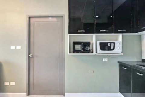 Condominio de 1 dormitorio en Bangkok, Tailandia № 116002 - foto 3