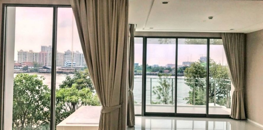 Condominio de 2 dormitorios en Bang Sue, Bangkok, Tailandia № 116001