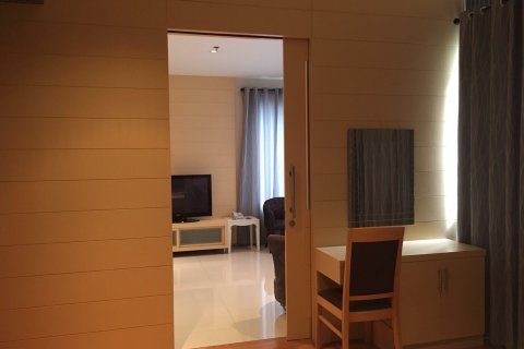 Condominio de 1 dormitorio en Bangkok, Tailandia № 143847 - foto 7