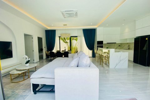 Chalet de 3 dormitorios en Bang Tao, Tailandia № 75719 - foto 10