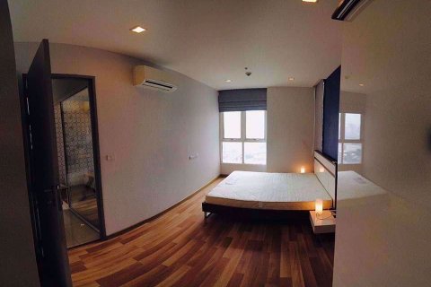 Condominio de 2 dormitorios en Ratchathewi, Bangkok, Tailandia № 77134 - foto 6