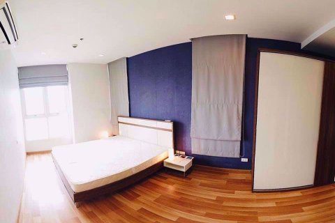 Condominio de 2 dormitorios en Ratchathewi, Bangkok, Tailandia № 77134 - foto 4