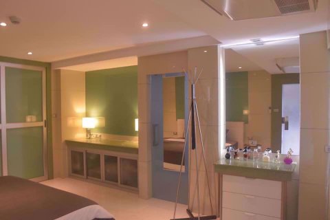 Condominio de 2 dormitorios en Watthana, Bangkok, Tailandia № 77133 - foto 4