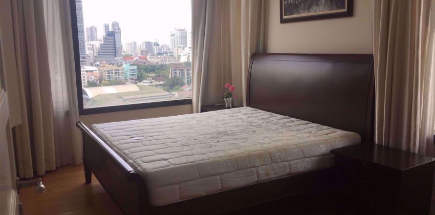 Eigentumswohnung in Bangkok, Thailand, 2 Schlafzimmer in Aguston Sukhumvit 22  № 111242