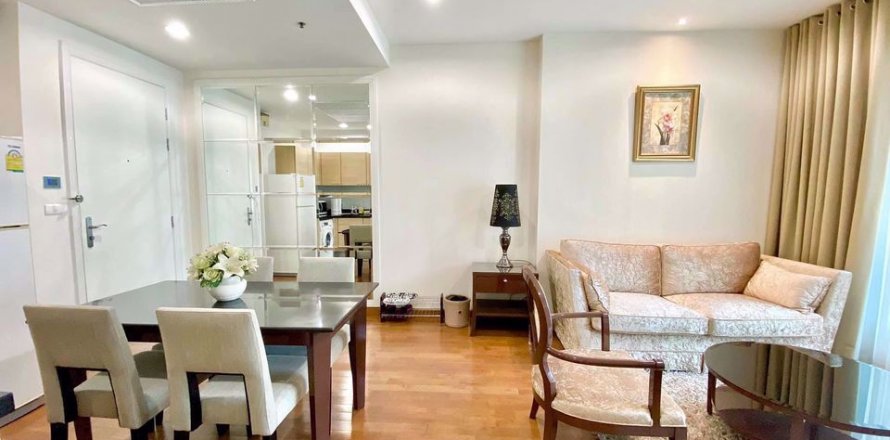 Condo in Bangkok, Thailand, 1 bedroom in The Address Chidlom № 77407