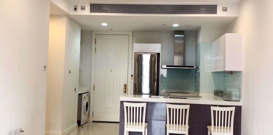 Condominio de 2 dormitorios en Bangkok, Tailandia en Muniq Langsuan  № 77406