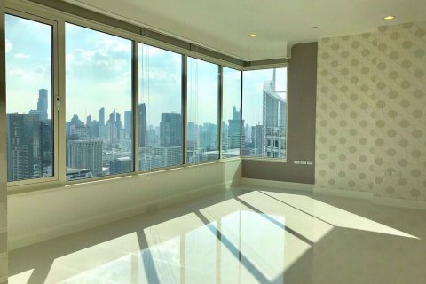 Condo à Bangkok, Thaïlande, 4 chambres à Muniq Langsuan  № 77404