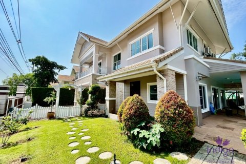 Casa de 4 dormitorios en Chiang Mai, Tailandia № 126580 - foto 2