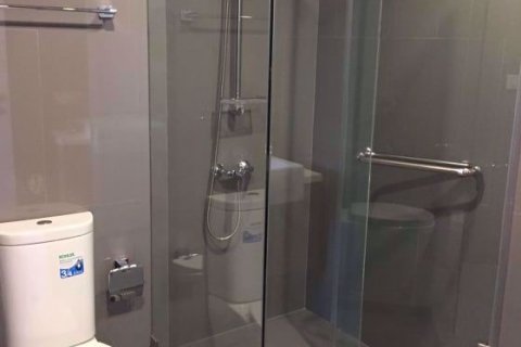 Condominio de 1 dormitorio en Bang Rak, Bangkok, Tailandia № 76951 - foto 10