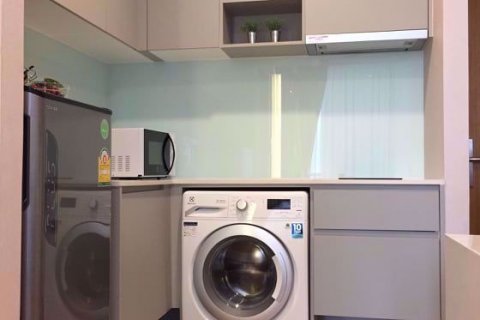 Condominio de 1 dormitorio en Bang Rak, Bangkok, Tailandia № 76951 - foto 4