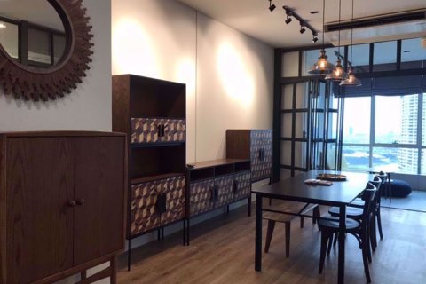 Condominio de 2 dormitorios en Khlong San, Bangkok, Tailandia № 76950 - foto 4