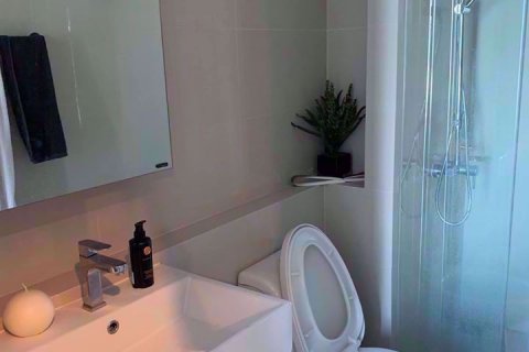 Condominio de 2 dormitorios en Bang Sue, Bangkok, Tailandia № 76952 - foto 6