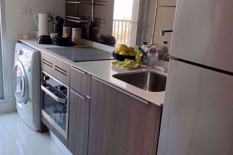 Condominio de 2 dormitorios en Bang Sue, Bangkok, Tailandia № 76952 - foto 3