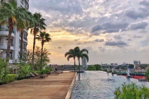 Condominio de 3 dormitorios en Bang Kho Laem, Bangkok, Tailandia № 76948 - foto 6
