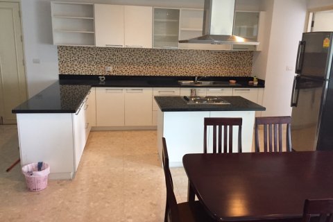 Condominio de 3 dormitorios en Bangkok, Tailandia № 143976 - foto 4