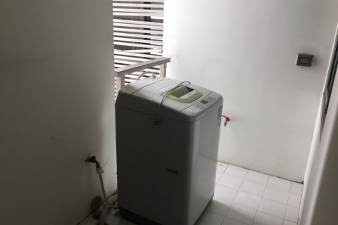 Condominio de 3 dormitorios en Bangkok, Tailandia № 143976 - foto 13