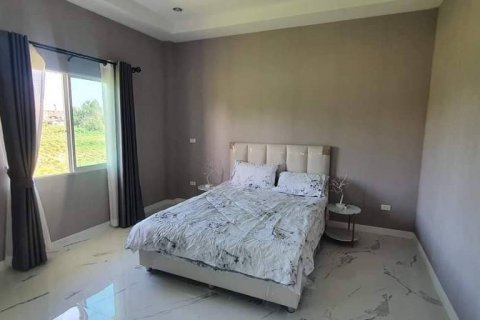 Casa de 3 dormitorios en Pattaya, Tailandia № 111959 - foto 11