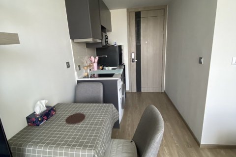 Eigentumswohnung in Chon Buri, Thailand, 1 Schlafzimmer  № 102046 - Foto 15