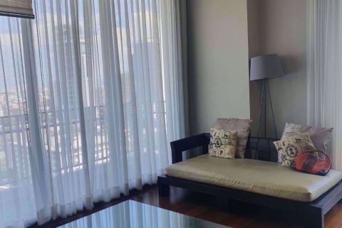 Condo in Bangkok, Thailand, 2 bedrooms in Quattro by Sansiri  № 111311