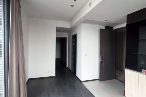 Condominio de 2 dormitorios en Bangkok, Tailandia en Edge Sukhumvit 23  № 111308