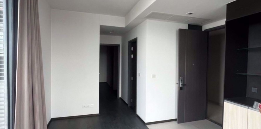 Condo à Bangkok, Thaïlande, 2 chambres à Edge Sukhumvit 23 № 111308