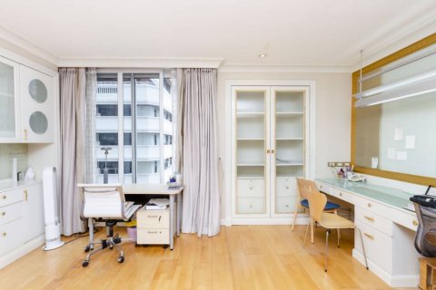 Condominio de 3 dormitorios en Bangkok, Tailandia № 132830 - foto 6