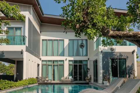 Casa de 6 dormitorios en Pattaya, Tailandia № 104439 - foto 4