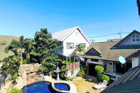 Condominio de 7 dormitorios en Pattaya, Tailandia № 104438 - foto 30
