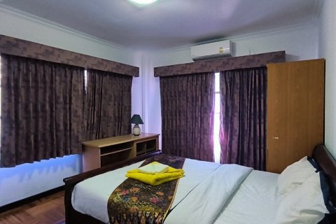Condominio de 7 dormitorios en Pattaya, Tailandia № 104438 - foto 27