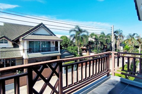 Condominio de 7 dormitorios en Pattaya, Tailandia № 104438 - foto 19