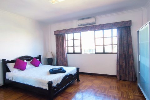 Condominio de 7 dormitorios en Pattaya, Tailandia № 104438 - foto 28