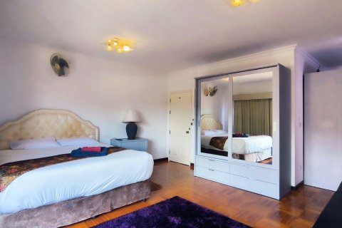 Condominio de 7 dormitorios en Pattaya, Tailandia № 104438 - foto 21