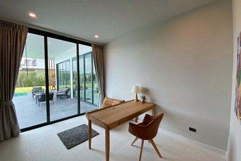 Casa de 5 dormitorios en Hua Hin, Tailandia № 126066 - foto 13