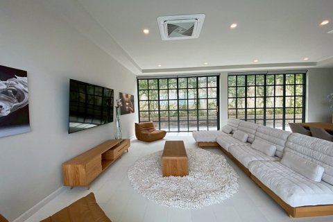 Casa de 5 dormitorios en Hua Hin, Tailandia № 126066 - foto 8