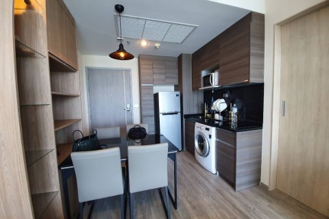 Apartamento de 1 dormitorio en Pattaya, Tailandia № 123341 - foto 8